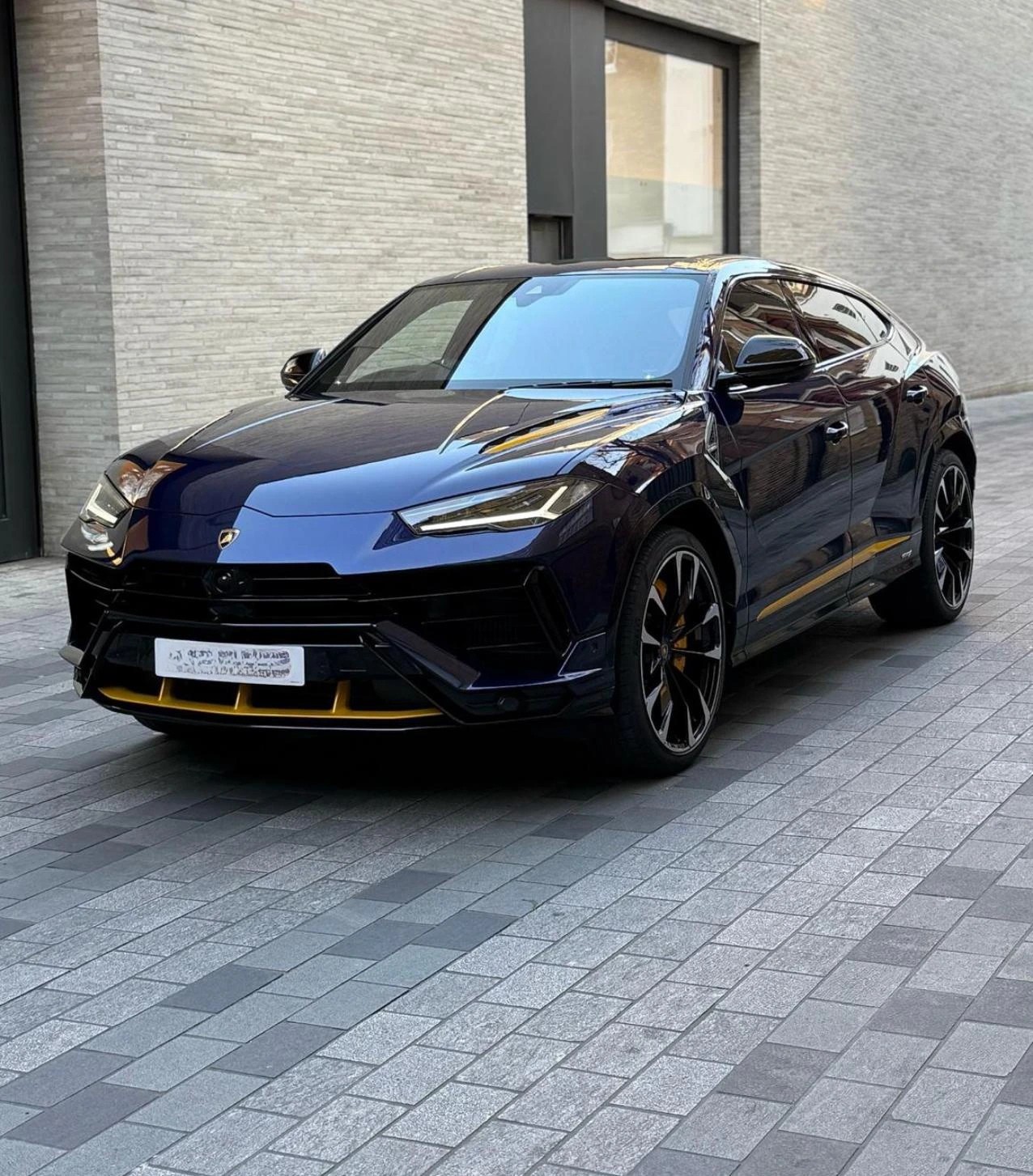 Lamborghini Urus Picture